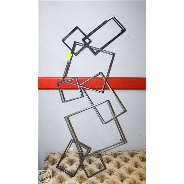 SHOWROOM FLOOR MODEL GREGORY CLARK