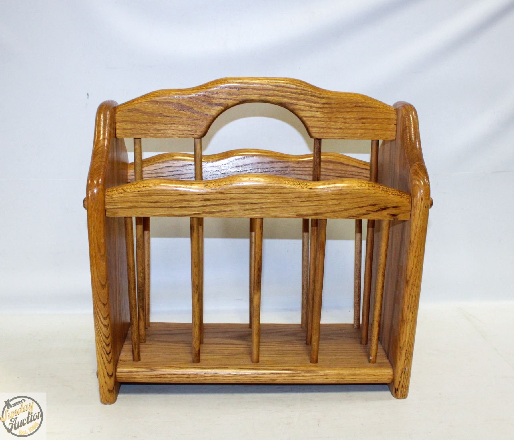SOLID OAK MAGAZINE RACK