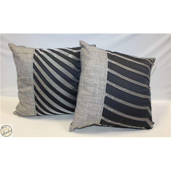 SHOWROOM FLOOR MODEL PAIR OF MATCHING