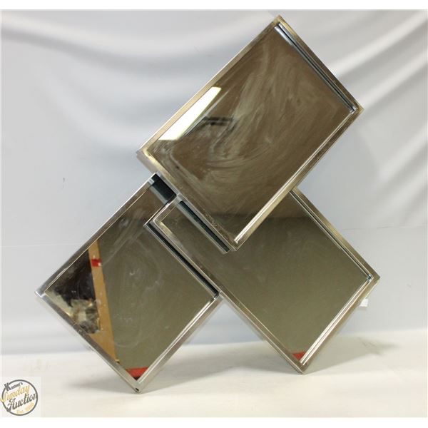 SHOWROOM FLOOR MODEL 3 PANEL WALL