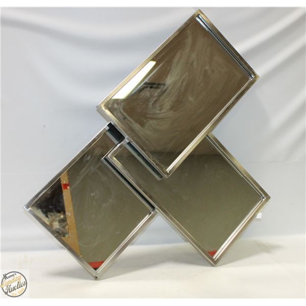 SHOWROOM FLOOR MODEL 3 PANEL WALL