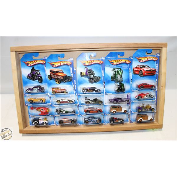 HOT WHEELS 20 CAR SHADOW BOX