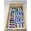 Image 1 : HOT WHEELS 23 CAR SHADOW BOX