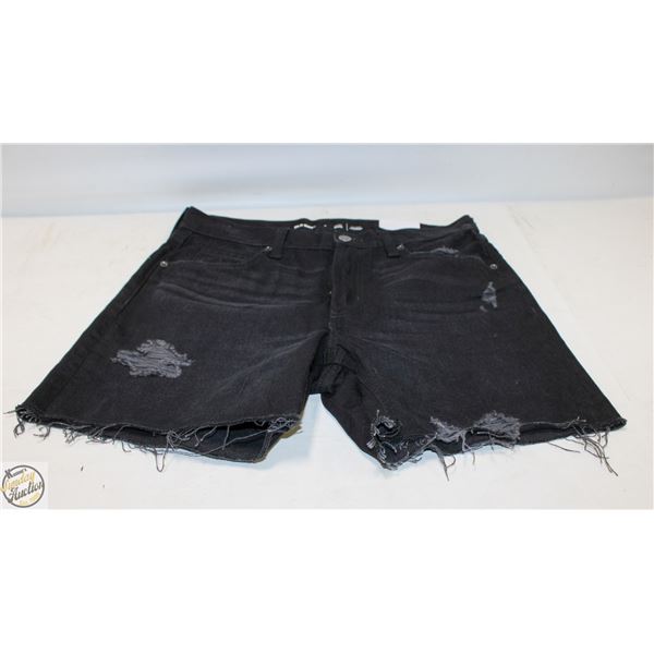 NEW WITH TAGS LADIES SIZE 4 SHORTS