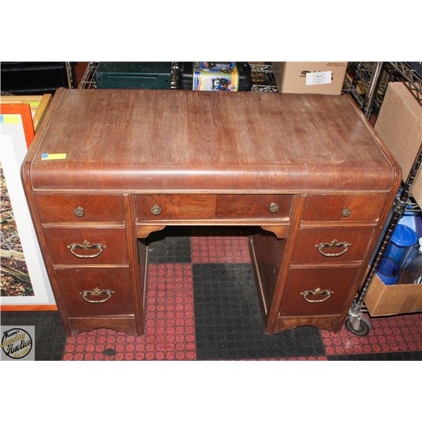 ANTIQUE WOODEN DRESSER/DESK 7 DRAWERS