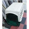 Image 1 : HARD SHELL PET KENNEL H-29" W-27" L-40"