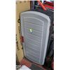 Image 1 : RUBBERMAID STORAGE TOTE/LOCKABLE 48 GALLON