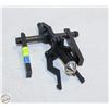 3-JAW PILOT BEARING PULLER