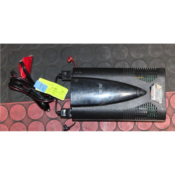 ELIMINATOR INVERTER MOBILE POWER OUTLET 600W