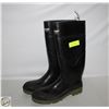 Image 1 : BAFFIN SIZE 10 STEEL TOE RUBBER BOOTS