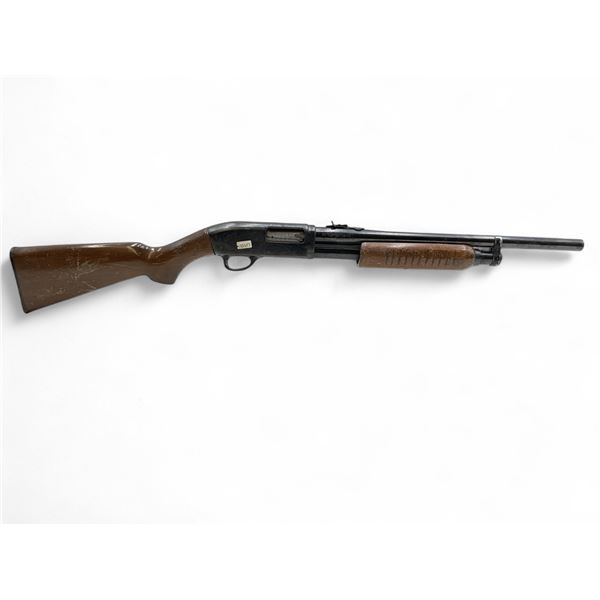 Omega Model 30R Pump Action Shotgun 12Ga 2.75" Chamber 20" Barrel Wood Stock