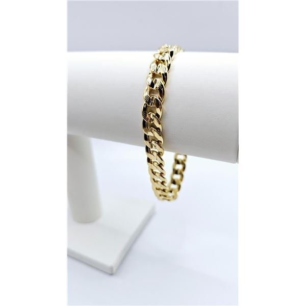 Sharp 24.5 Gram 14 Kt Gold Plate Curb Link Bracelet