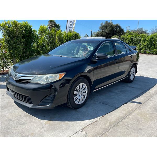 TOYT CAMRY 2012 SALV-T-DON 2 DAYS