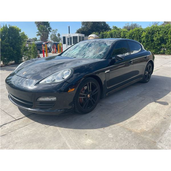 PORS PANAMERA 2011 T-REPO 2 DAYS