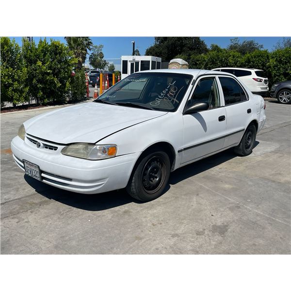 TOYT COROLLA 2000 SALV T/DONATION