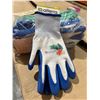 Image 3 : Alterra 1-Pair Medium/Large Latex Foam Women’s Gloves Size Med/Lrg