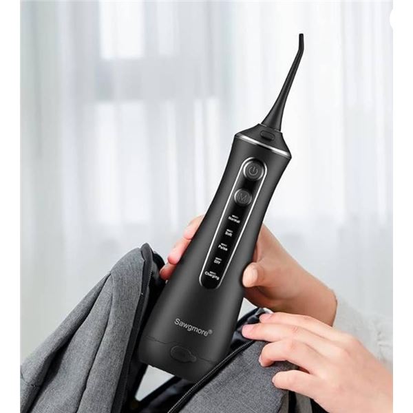 Lot of 2 – Sawgmore TH2D4 Portable Oral Irrigators 1 White And 1 Black