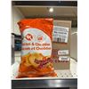 Image 1 : 180g Bacon And Cheddar Potato Chips By Circle K