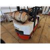 Image 16 : Nissan Propane Warehouse Forklift