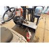 Image 17 : Nissan Propane Warehouse Forklift