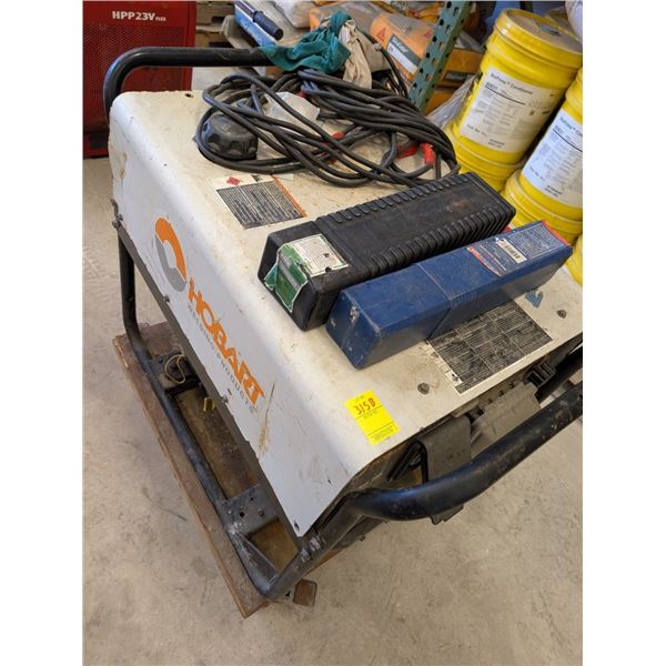 Hobart Champion 145 Gas Portable  145AMP DC Welder/Generator