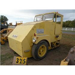 Elgin White wing street sweeper