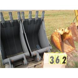 24" backhoe tooth bucket [gray]