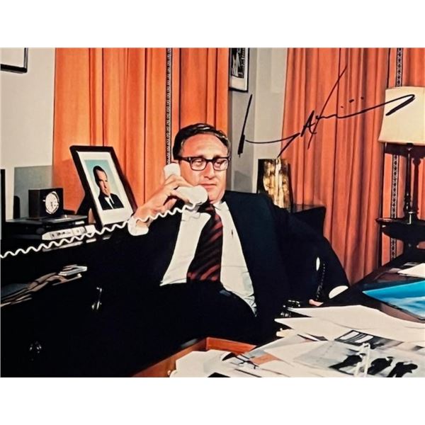 Secretary of State Henry Kissinger signed photo