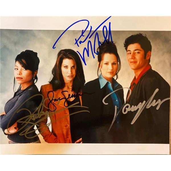 Snoops cast signed photo