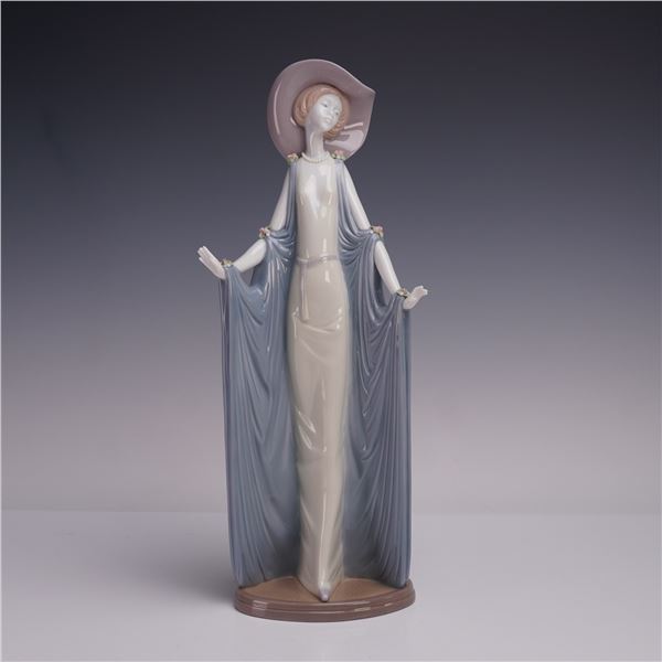 Lladro Porcelain Figurine, Afternoon Tea 1001428