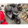 Image 2 : KIMCO IONEX S7R ELECTRIC SCOOTER (NON LÉGAL DANS LA RUE AU QUÉBEC)