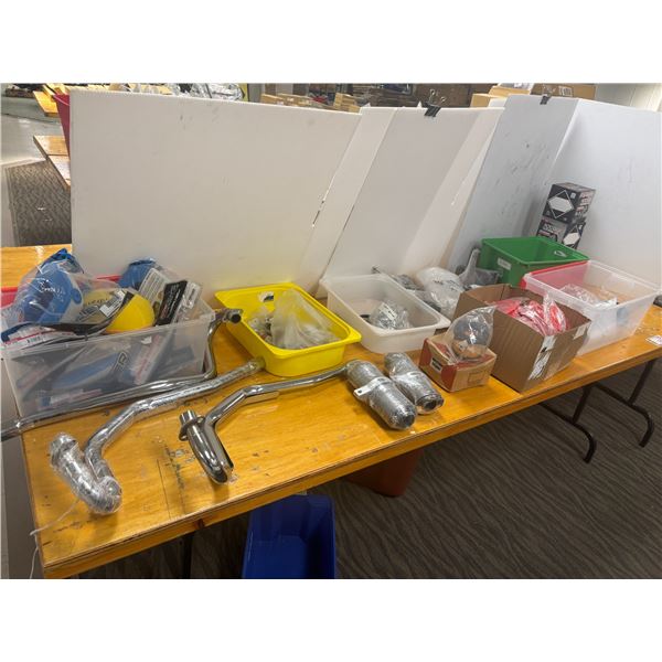 LOT: 40+ PIÈCES DE MOTO ASST