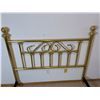 Image 4 : Vintage Brass-Like Queen Bed Frame