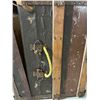 Image 5 : Vintage Travel Trunk