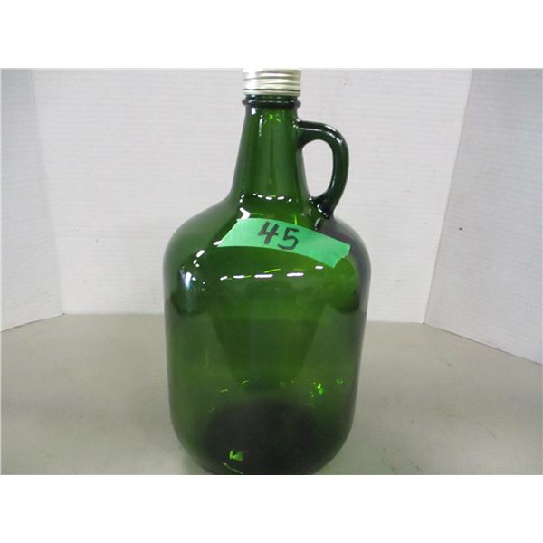 LIKE NEW:  3 LITRE GLASS JUG