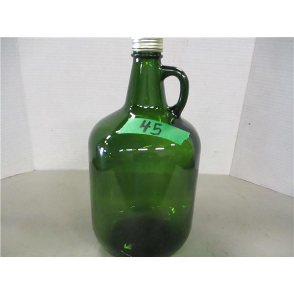 LIKE NEW:  3 LITRE GLASS JUG
