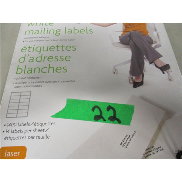 NEW:  BOX C/W 4" X 1 1/2" WHITE MAILING LABELS