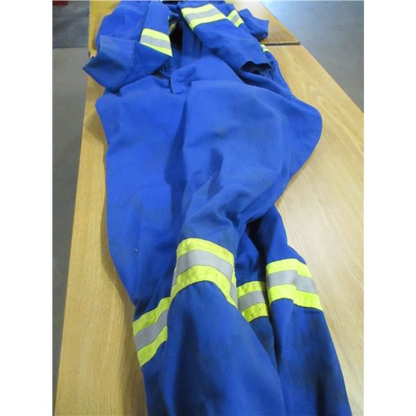 COVERALLS (SIZE 48 REGULAR)