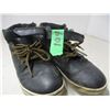 Image 1 : KID'S BOOTS (SIZE 13)