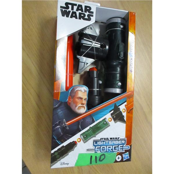 NEW:  STAR WARS LIGHT SABRE SWORD