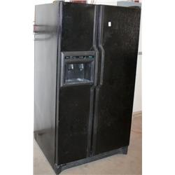 Black Amana Side by Side ReFrigerator