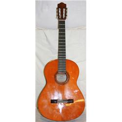 Yamaha CG-101 Classical Guitar w/ Case