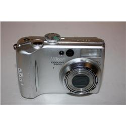 Nikon Cool Pix Camera