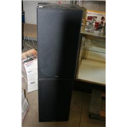 Lot of 2 Stereo Speakers