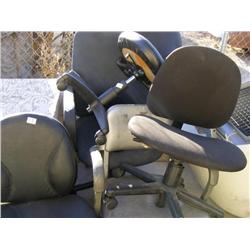 Lot of 5 Office Chairs