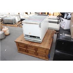 Drink Vending Machine & Table