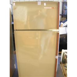 Signature Frostless 17 Fridge & Freezer