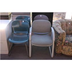 Lot of 4 Chairs