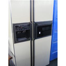 GE Side by Side Fridge & Freezer