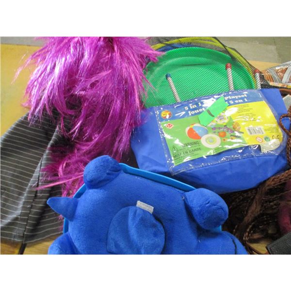 BOX C/W ASSORTED TOYS, ROPES, YARD GAMES, ETC